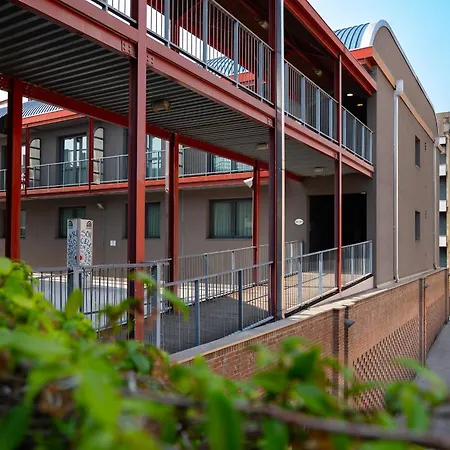 Romeo E Giulietta Residenze Check-in Presso Toscanini *