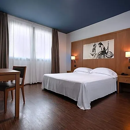 Hotel Romeo E Giulietta Residenze Check-in Presso Toscanini Parma