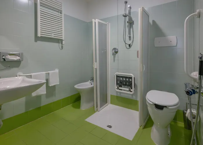 Romeo E Giulietta Residenze Check-in Presso Toscanini Hotel