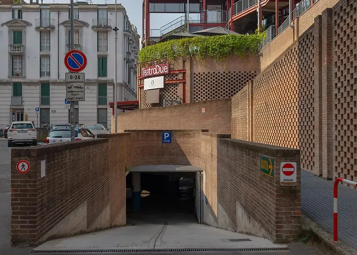 Romeo E Giulietta Residenze Check-in Presso Toscanini * Πάρμα